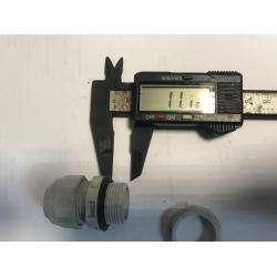 Dławik uszczelniający przejście z przewodem