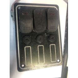 Rozdzielnia elektryczna 12 V 3 przełączniki