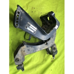 Johnson 4 km 2 t mocowanie silnika