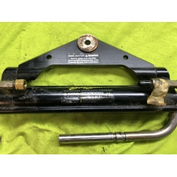 Siłownik hydrauliczny steru teleflexem do silnika BAY STAR