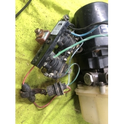Mercruiser pompa trim z przekaźnikami