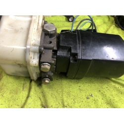 Mercruiser pompa trim z przekaźnikami