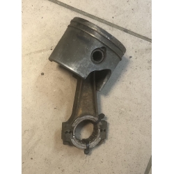 327211 OMC 1995 Johnson 60hp J60TLEOC outboard Connecting rod T155