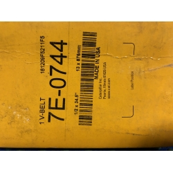 Pasek klinowy CAT 7E-0744