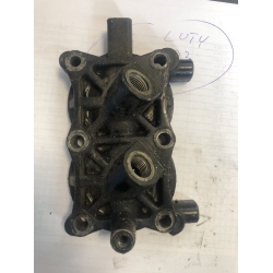 Johnson 4 km 2 T głowica silnika