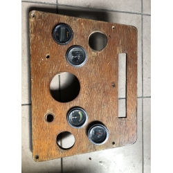 Panel do łódki z zegarami uszkodzone