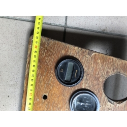 Panel do łódki z zegarami uszkodzone